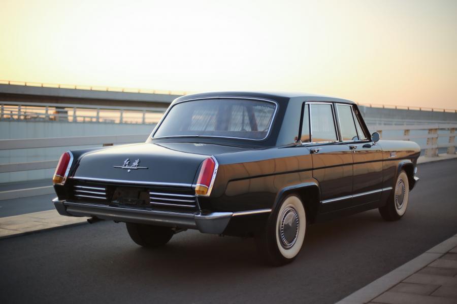  HongQi (CA771) 1990 года  (фото 3 из 19)